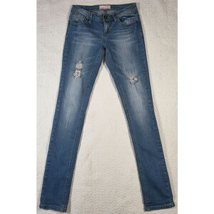 Ardene Skinny Distressed Jeans